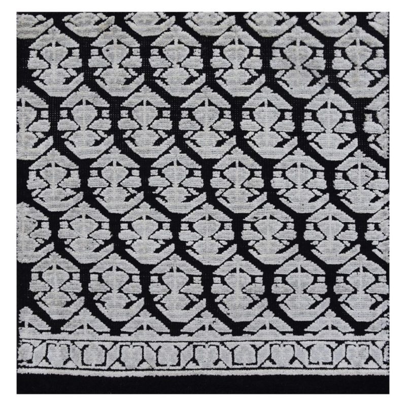 Hand knotted woollen and Viscose