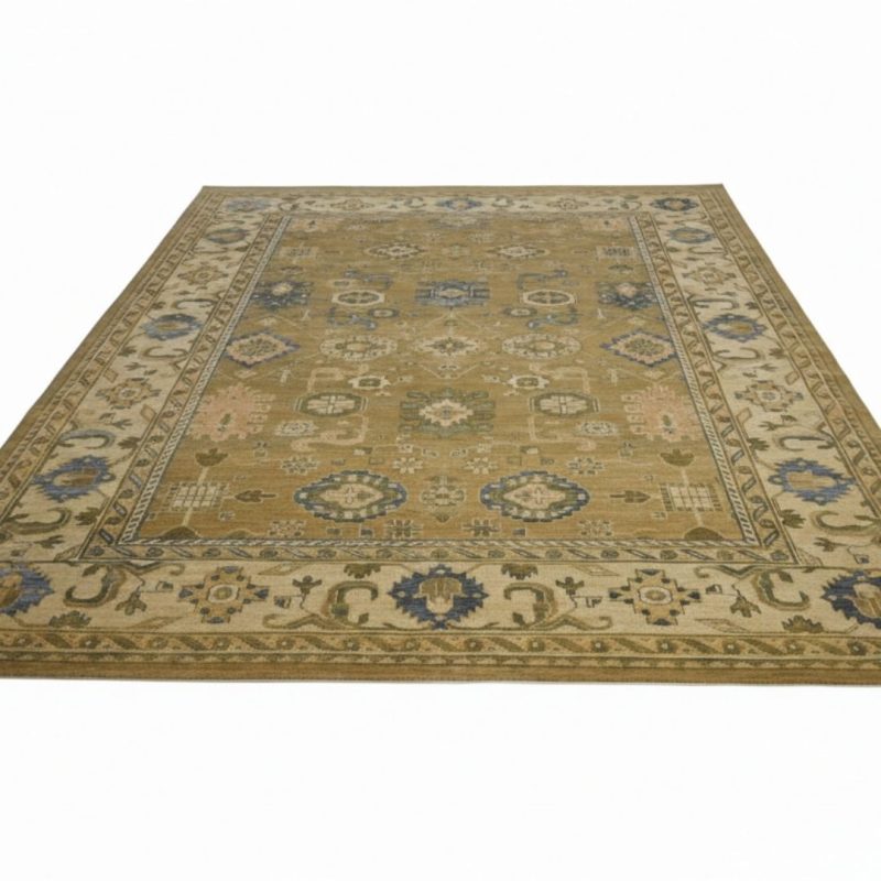 Hand knotted woollen and Viscose