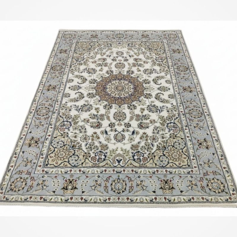 Hand knotted woollen and Viscose