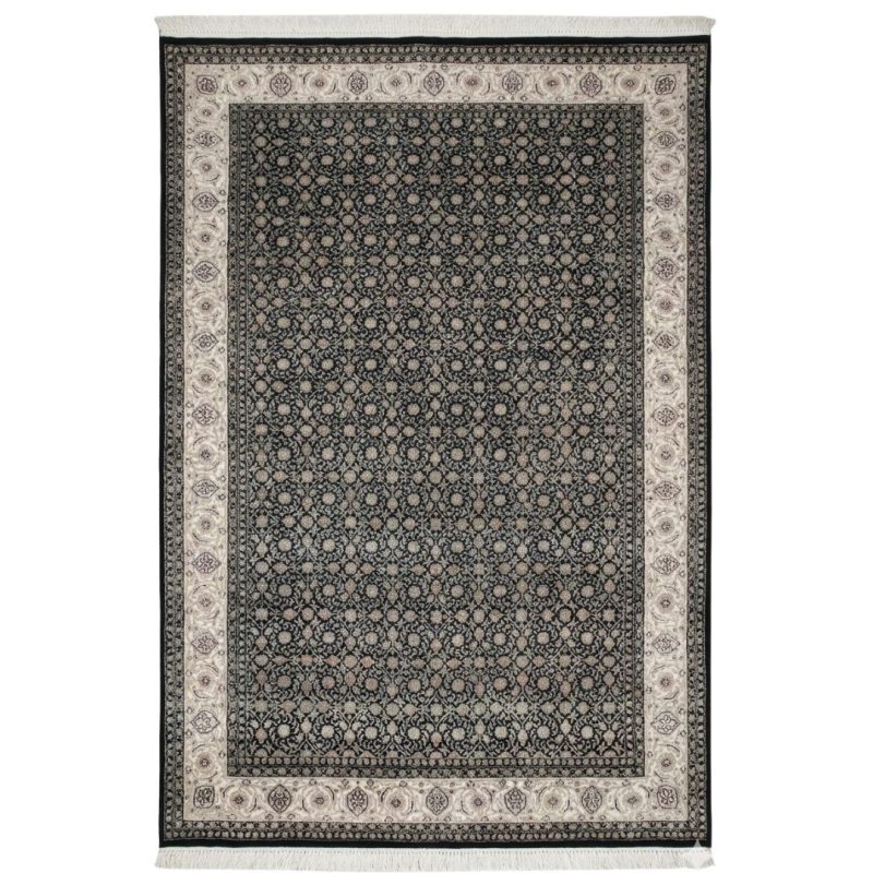 Hand knotted woollen and Viscose